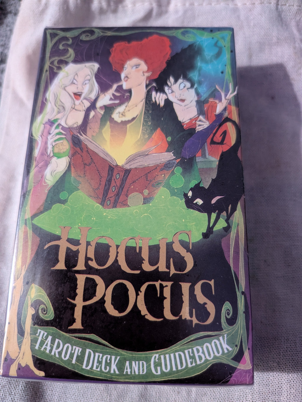 Hocus Pocus Tarot Deck